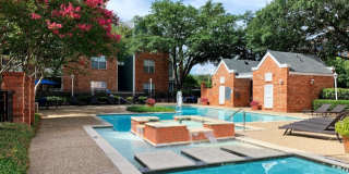 Kensington Square Gallery 43