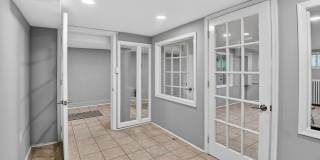 1115 MASSACHUSETTS Avenue NW Gallery 12