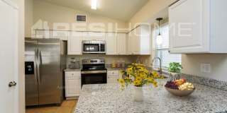 3226 Southwest 5th Place Gallery 3