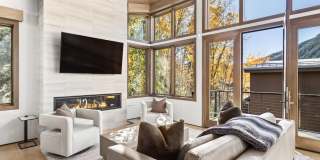 522 Spruce Street Gallery 1