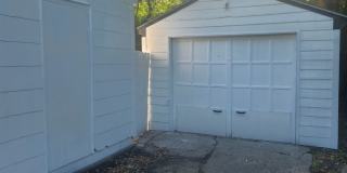 Beautiful remodeled 3BR, 1.5 Bth with garage and fenced backyard with newer stainless appliances Gallery 32
