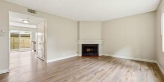 Spacious Two Story Townhome in Woodbridge Gallery 5