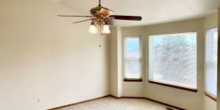 Fantastic 4 Bedroom Nestled in the heart of Old Farm! Gallery 19