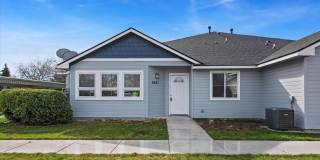 8887 W Candleston Ln Gallery 1