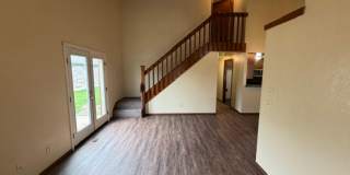 Adorable cottage style three bed, two bath, two car garage home in Moore Schools! Gallery 5