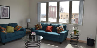 501 Brady Gallery 7