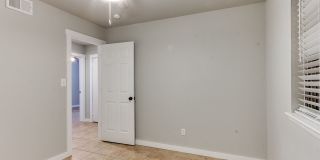 Spacious 4 bedroom in Edmond! Gallery 18