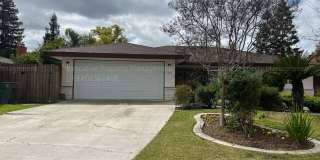 3 bedroom/ 2 bathroom house in the 93309 zip code near Ashe Rd/ Ming Ave Gallery 1