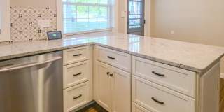 Oak Ridge 37830 - 3 bedroom home with fenced yard - Contact Ryan Fogarty (865) 333-4840 Gallery 15