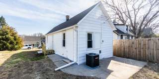 A Great 2BD/1.5BA Single Family Home That Has Been Recently Renovated Gallery 5