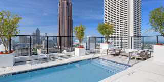 Lilli Midtown Gallery 4