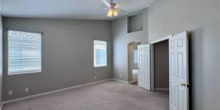 1720 Warrenville Street Gallery 8