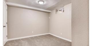 3258 Holly Street Gallery 17