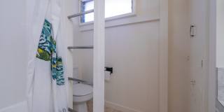 Rarely Available 3BA/2BA/3-4 Pkg SF in Aiea Heights Gallery 20