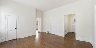 511 Middle Street Gallery 8