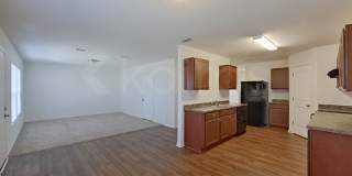 924 Sanford Lane Gallery 7