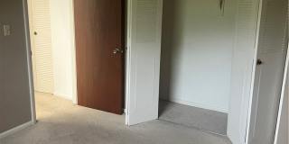 198 Joel Boulevard Gallery 7