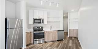 River House Apartments Gallery 32