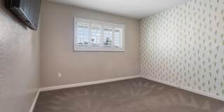 4014 N 81st Street Gallery 30