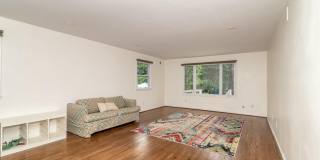 1800 LARK Lane Gallery 24