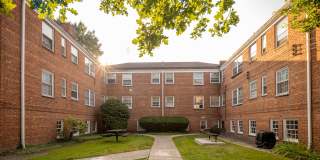 North Moreland Courts Gallery 4