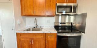 Newly Renovated 2 Bedroom / 1 Bathroom Cottage in Kahului! Gallery 1