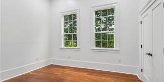 1421 SPAIN Street Gallery 13