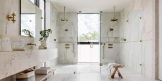 1102 Washington St Gallery 17