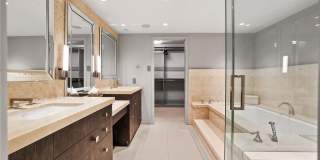 601 Lido Park Gallery 21