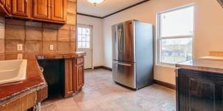 Beautifully Renovated Brick Home in East Franklinton Arts District - Walk to the Best of Columbus! Gallery 7