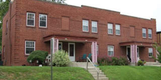 Classic Grandview 2 Bedroom Townhouse Gallery 1