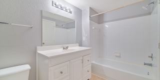 Now Available! 2 bed 2 bath condo in The Tides at Pelican Landing! Gallery 18