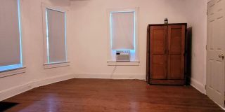 222 N BRADFORD Street Gallery 4