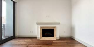 25th West facing luxury unit located top of Hyatt Hotel! Gallery 4