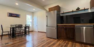 Detroid Shoreway Renovated  4 Bedroom, 2 Bath House with Detached Garage Gallery 16