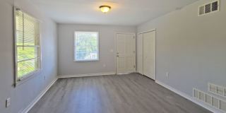 COMING SOON: Fantastic 3/1 Bungalow Near Langford Park - Housing Vouchers Accepted Gallery 7