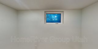 563 S Denver St Gallery 10