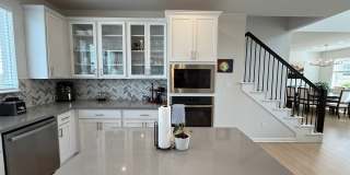 Wonderful 5 bedroom 4 bath home with Office + Media Room Gallery 13
