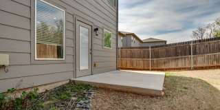 Brand New 3 Bed 2.5 Bath Duplex Includes Office Space (See Contact Info Below) Gallery 56
