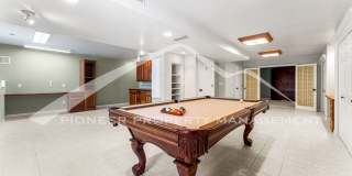 Beautiful Home with Fenced Back Yard and Cozy Fireplace Gallery 21