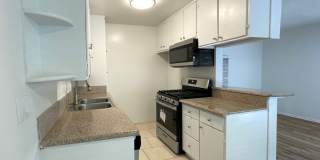 1825 Beloit Ave. Gallery 17