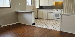 1134-1138 N Akron St Gallery 14