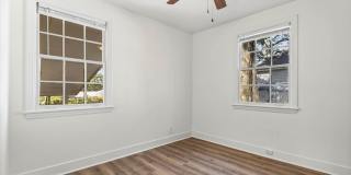 Three Bedroom Cottage in Country Club Village Gallery 14