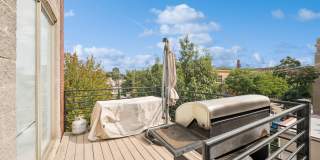 885 N Hermitage Avenue Gallery 22