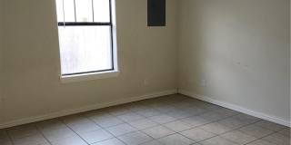 1501 W Carmen Avenue Gallery 6