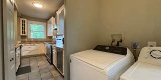 Charming 3 BR Home in Thornton Park - Quick Walk to Restaurants and Shops! Gallery 22