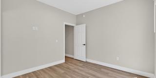 8412 Burnet Avenue Gallery 13
