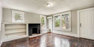 Freshly Updated 2 Bedroom House Gallery 6