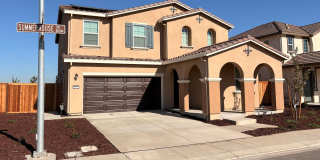 2 WEEKS FREE RENT February Special - Beautiful 2 Story Home Ready To Be Home! Gallery 1
