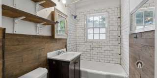 Charming & Cozy Living Gallery 11
